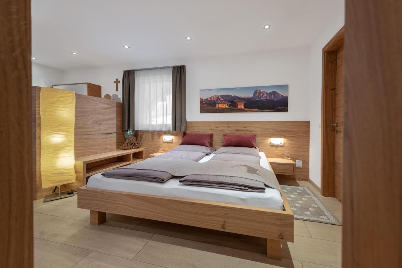 Apartment Cesa Zinch Urtijëi Dış mekan fotoğraf